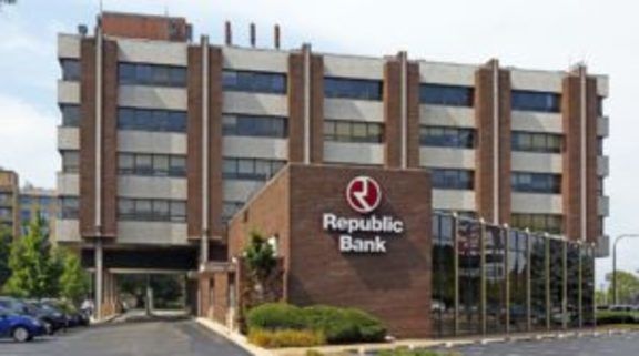 4433 Touhy Avenue, Lincolnwood, IL 60712