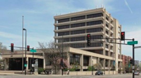 8001 Lincoln Avenue, Skokie, IL 60077