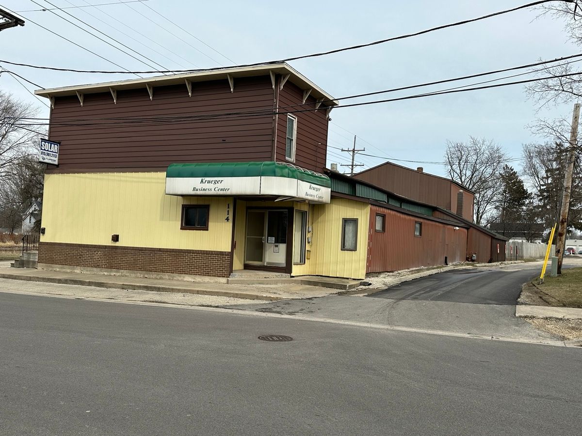 114 Washington Street, Genoa, IL 60135