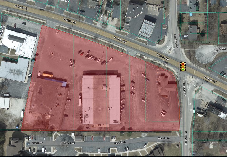 223 State Road, Island Lake, IL 60042