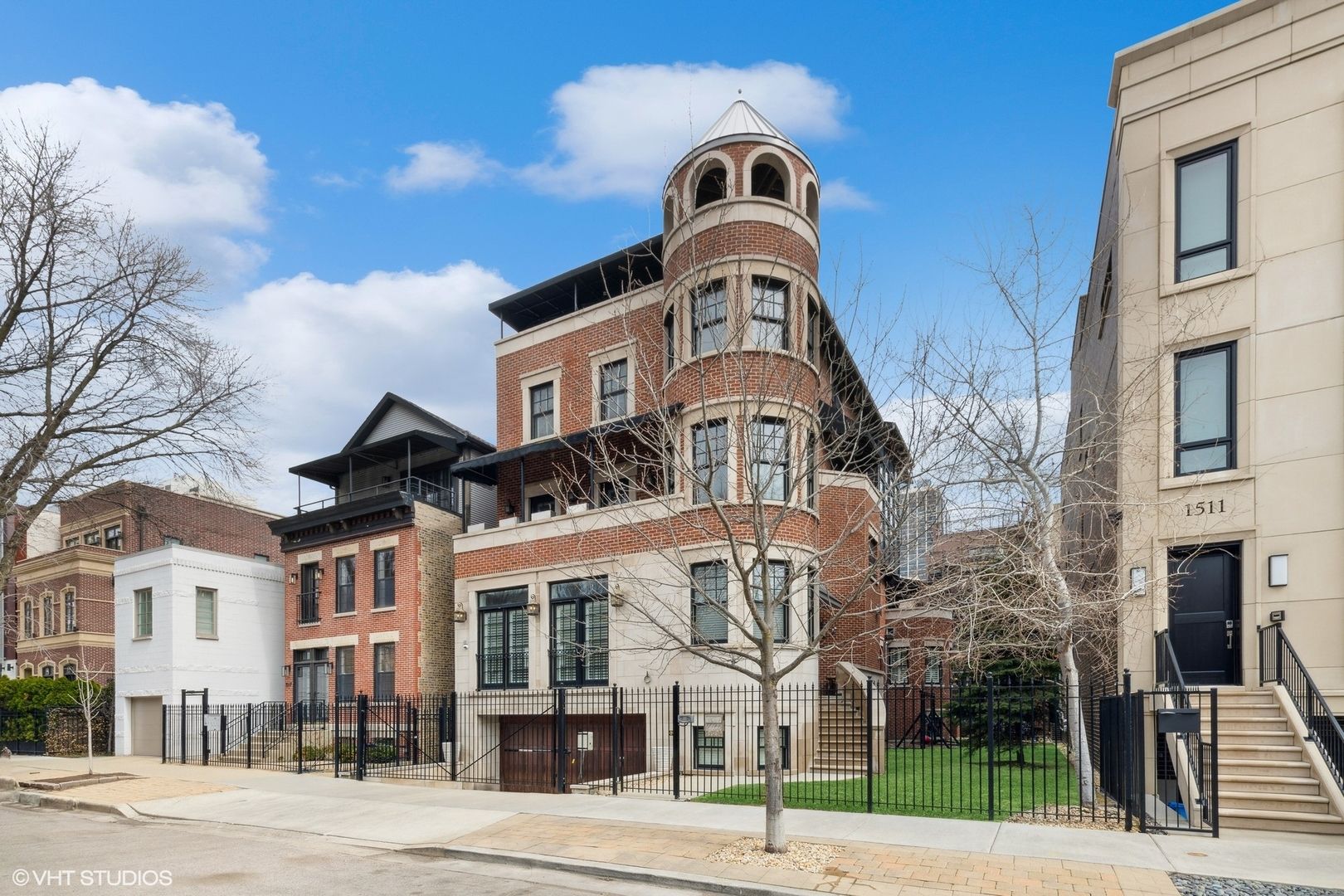 1515 N North Park Avenue — Chicago, IL 60610