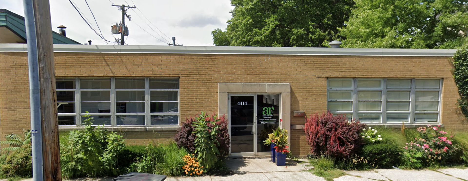 4414 N Kenneth Avenue — Chicago, IL 60630