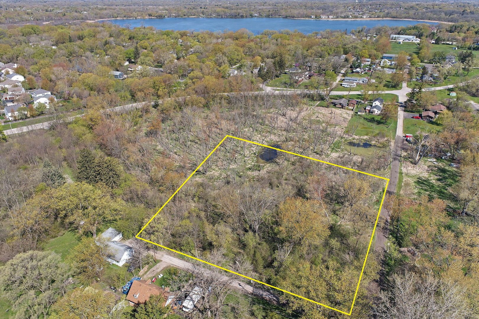 26605 Brooks Street — Wauconda, IL 60084