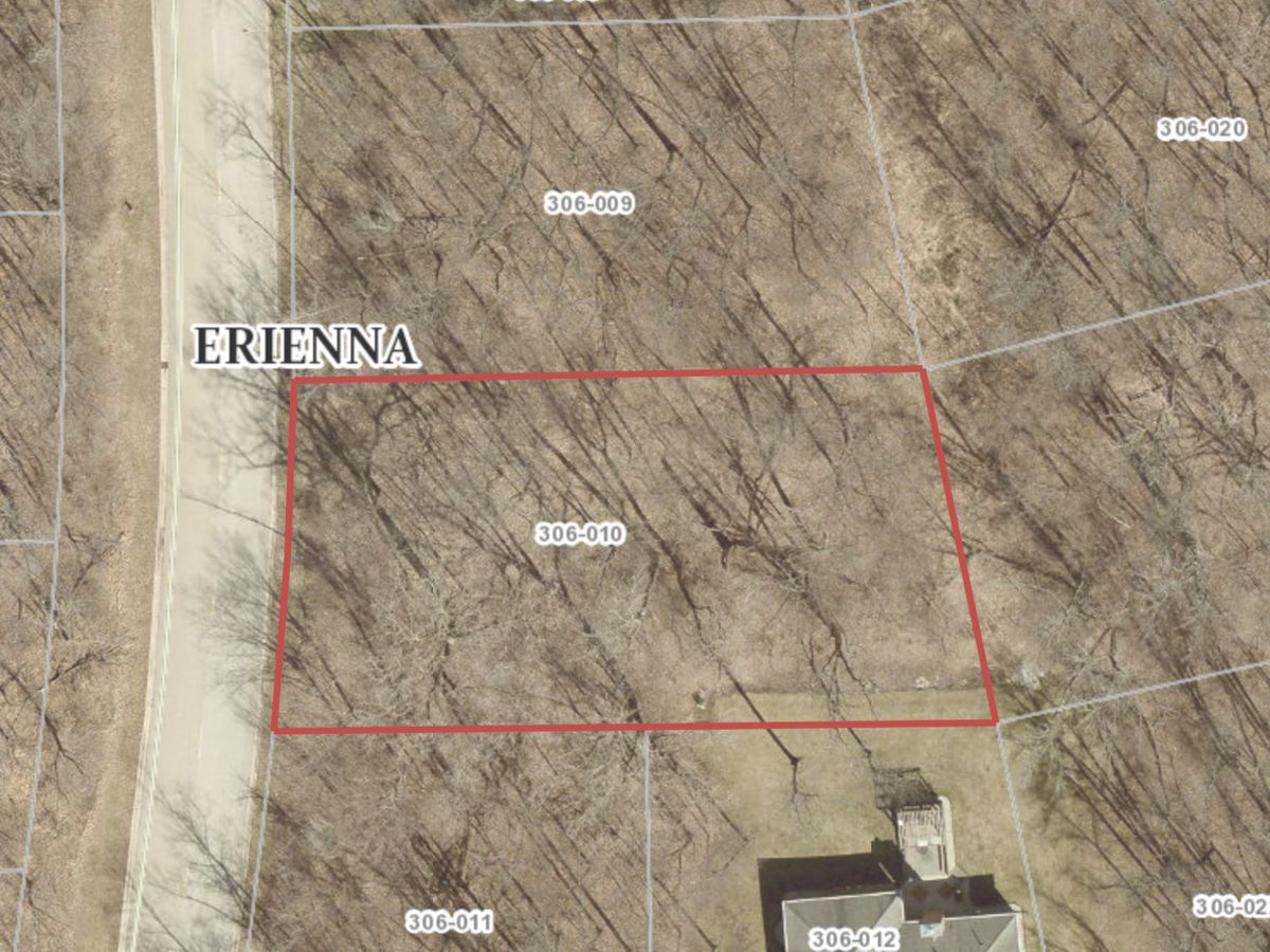 1027 Westwood Drive, Morris, IL 60450