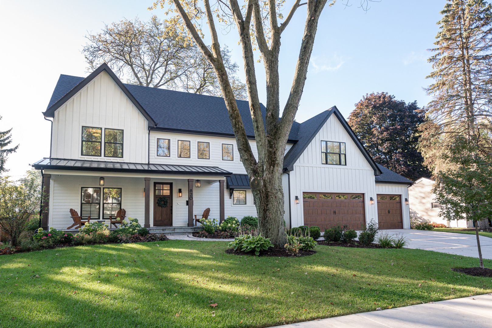 601-1 Harger Road — Oak Brook, IL 60523