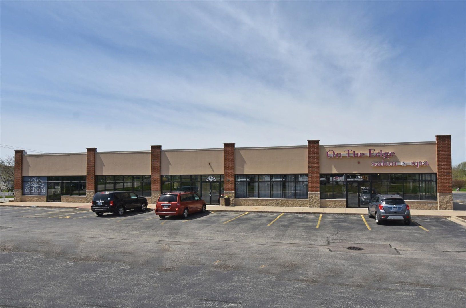 1175 Oak Street — North Aurora, IL 60542