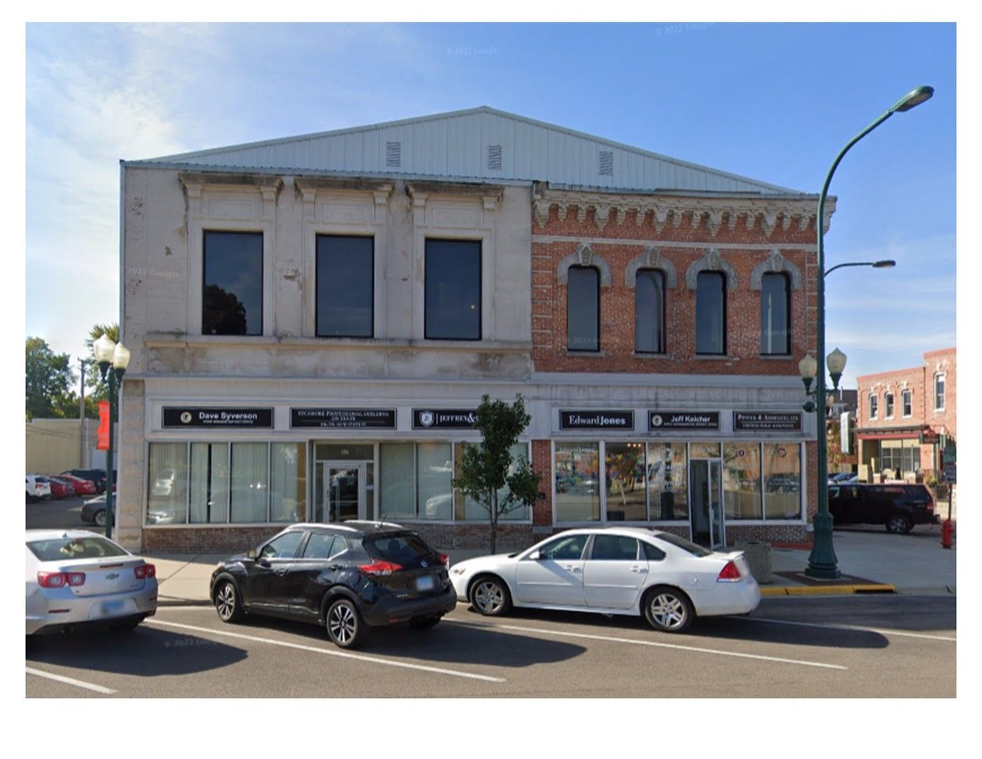 156 W State Street — Sycamore, IL 60178