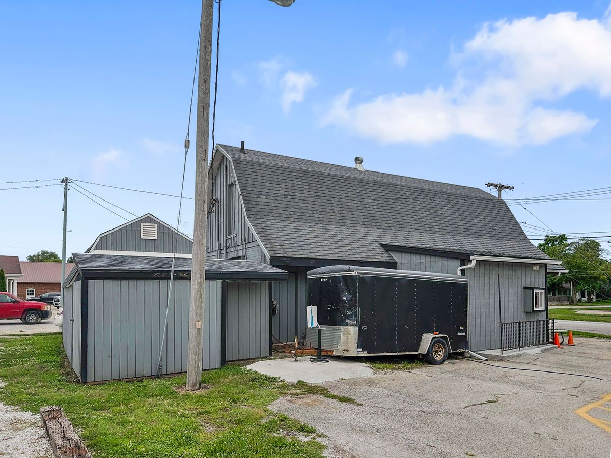 101 Chicago Street, Milford, IL 60953