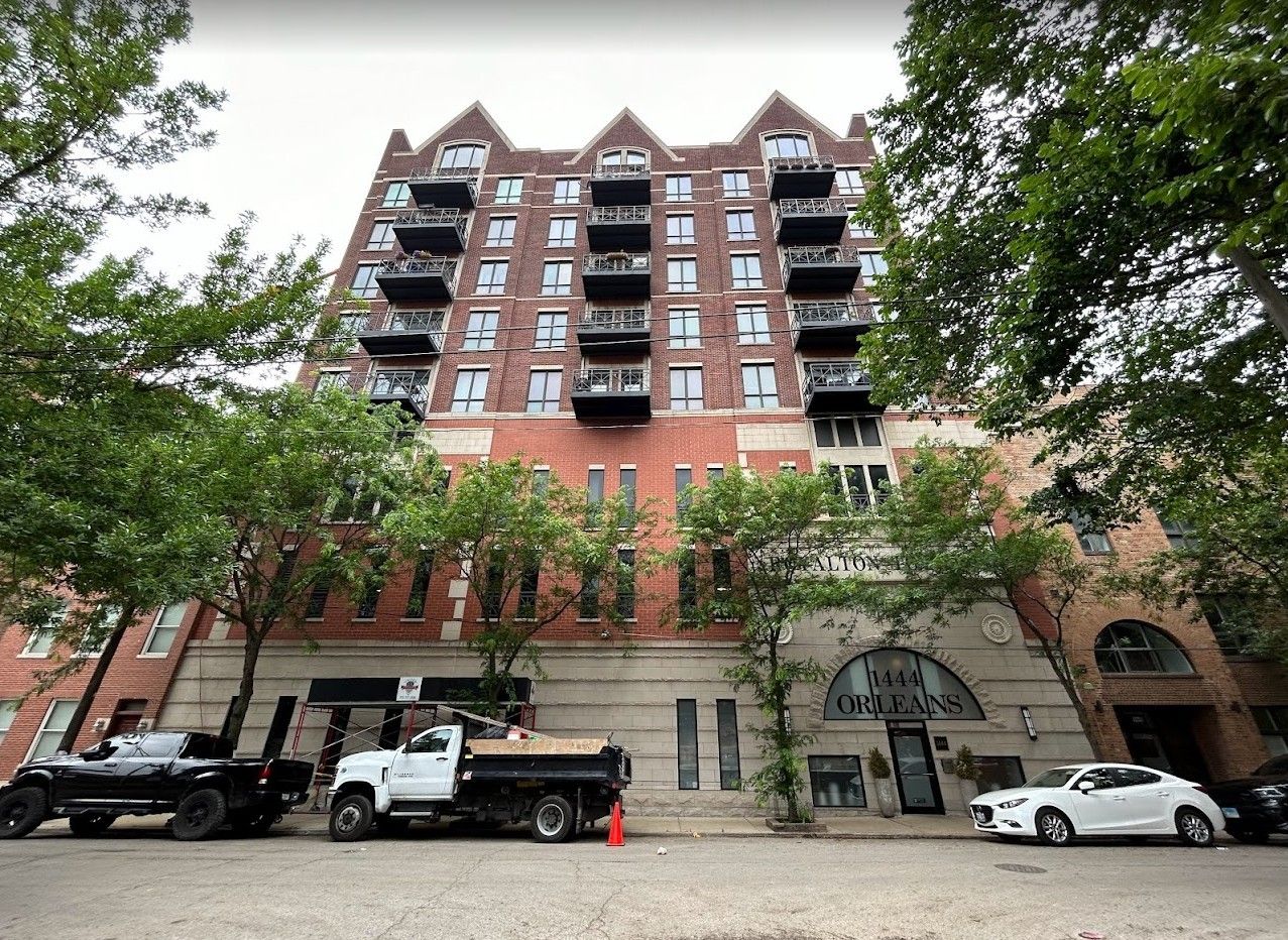1444 N Orleans Street #G-39 — Chicago, IL 60610