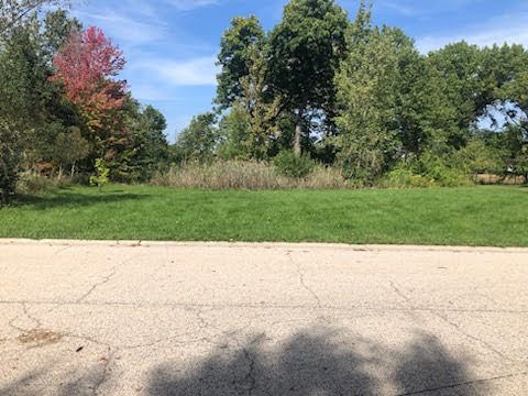 244 RED OAK Court — Island Lake, IL 60042