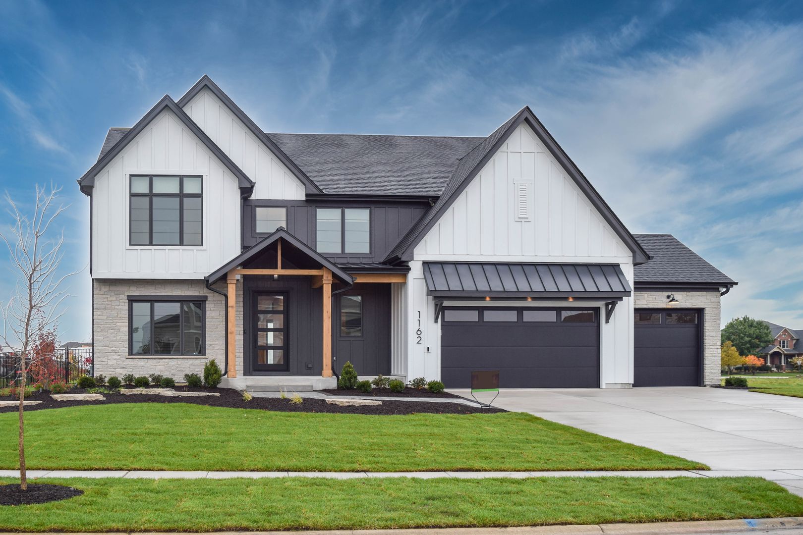 5S455 Columbia Avenue — Naperville, IL 60563