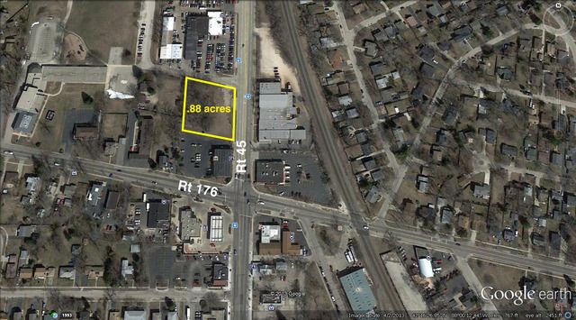 742 N Lake Street — Mundelein, IL 60060