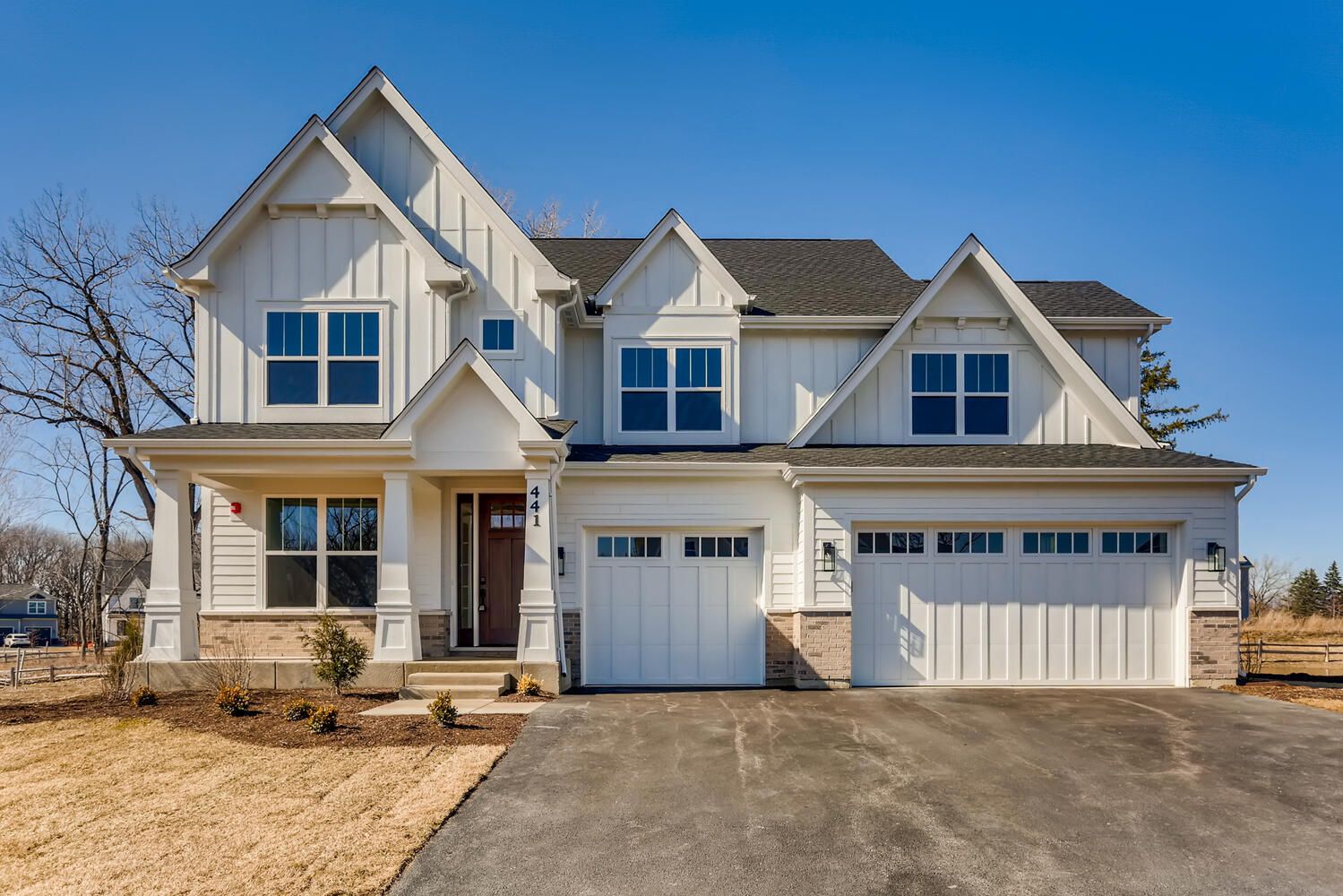 21377 W Sylvan Drive — Mundelein, IL 60060