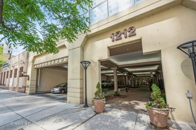 1212 N La Salle Drive #P344 — Chicago, IL 60610