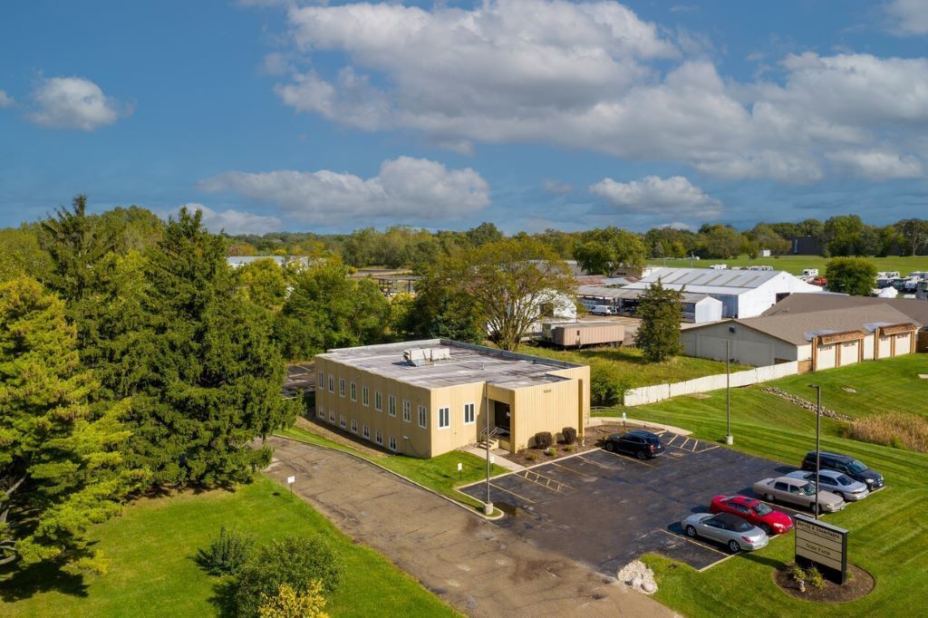 1065 Lake Avenue #LL — Woodstock, IL 60098