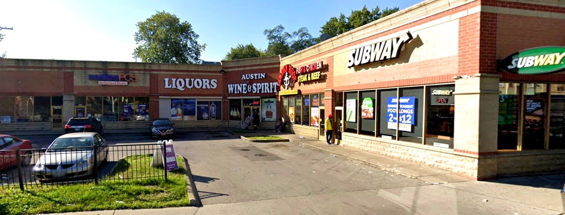 5215 W Chicago Avenue — Chicago, IL 60651
