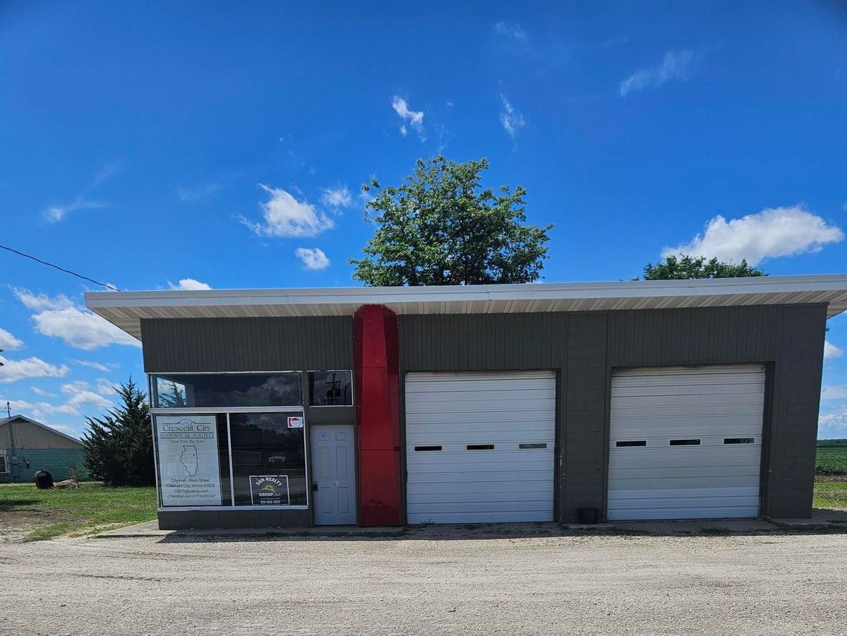 101 Route 49, Crescent City, IL 60928