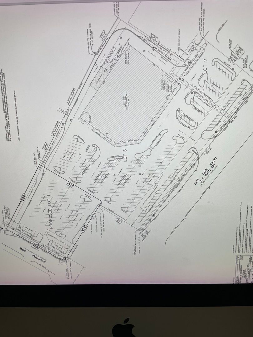 550 Lake Street, Roselle, IL 60108