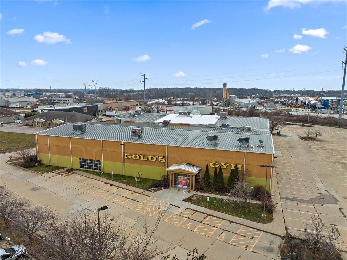 11 Currency Drive, Bloomington, IL 61704