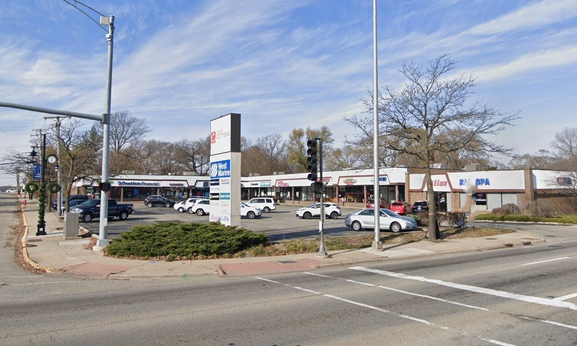 2 Grand Avenue, Fox Lake, IL 60020