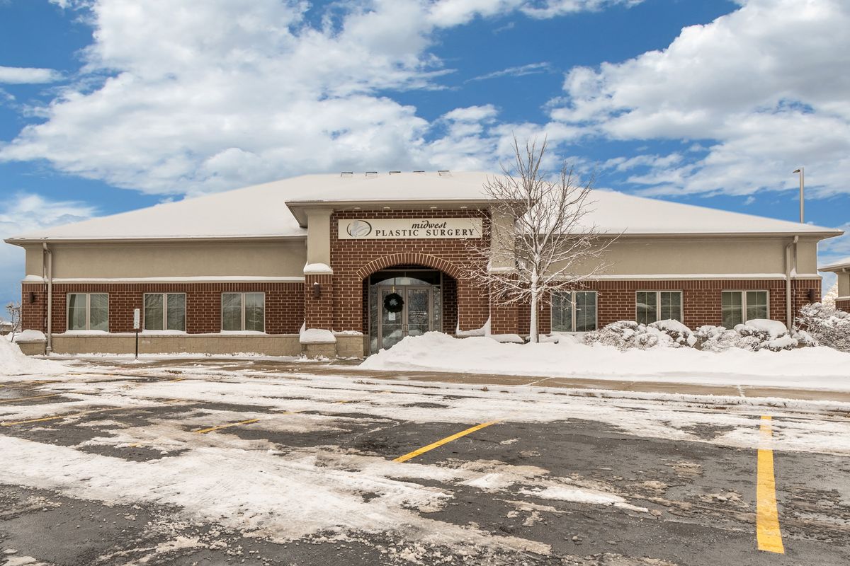 1474 Merchant Drive, Algonquin, IL 60102