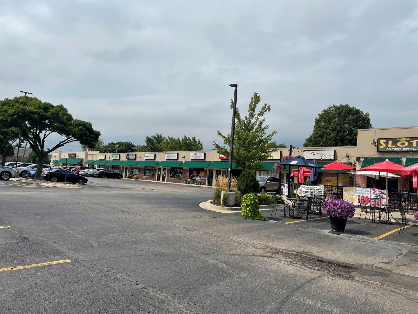100 E Lake Street — Addison, IL 60101
