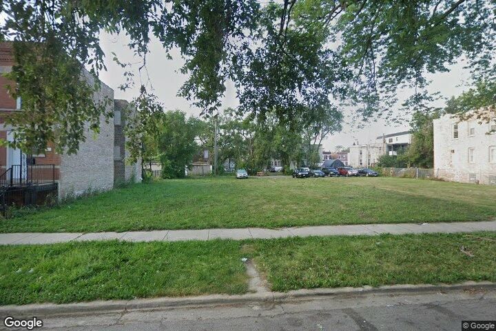 4111 W Monroe Street — Chicago, IL 60624
