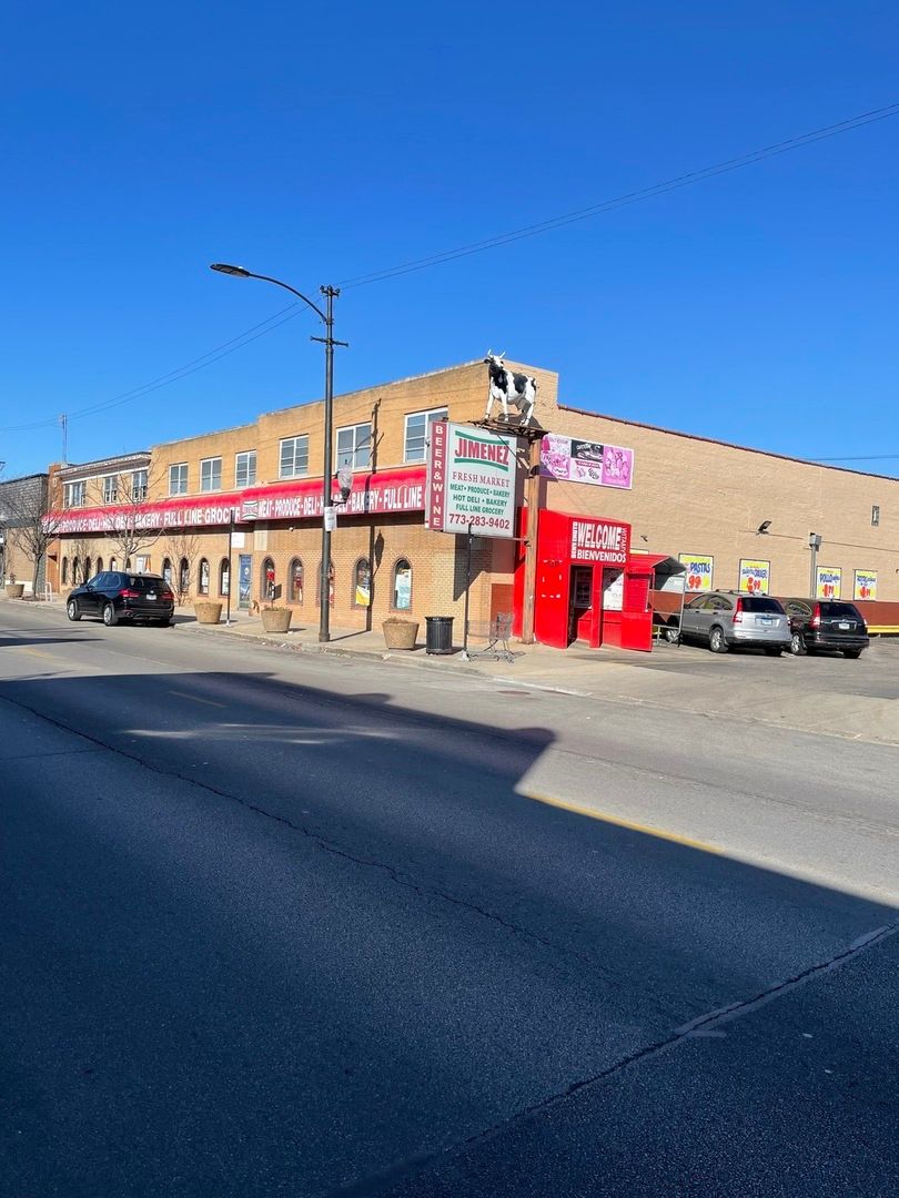 5330 W BELMONT Avenue — Chicago, IL 60634