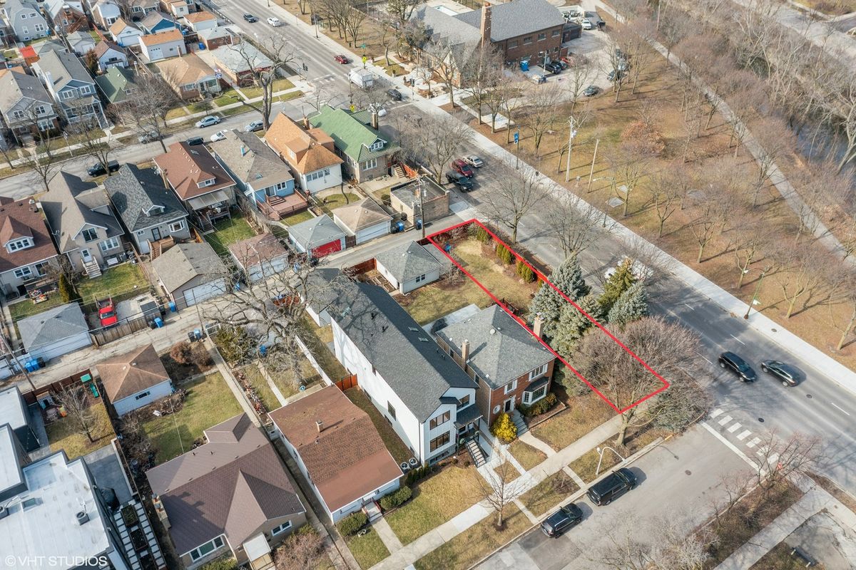 5158 Keeler Avenue, Chicago, IL 60630