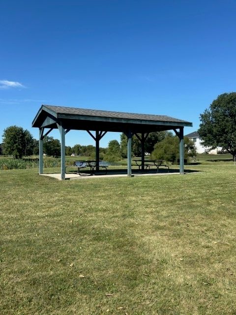 14607 Knob Hill Drive, Heyworth, IL 61745