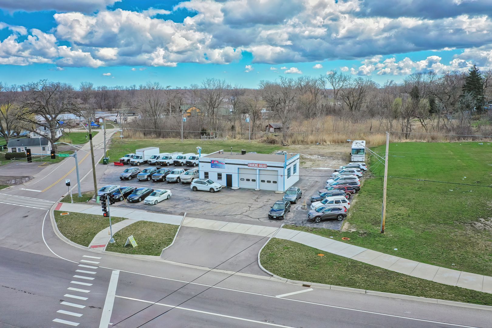 1703 IL ROUTE 176 — Crystal Lake, IL 60014