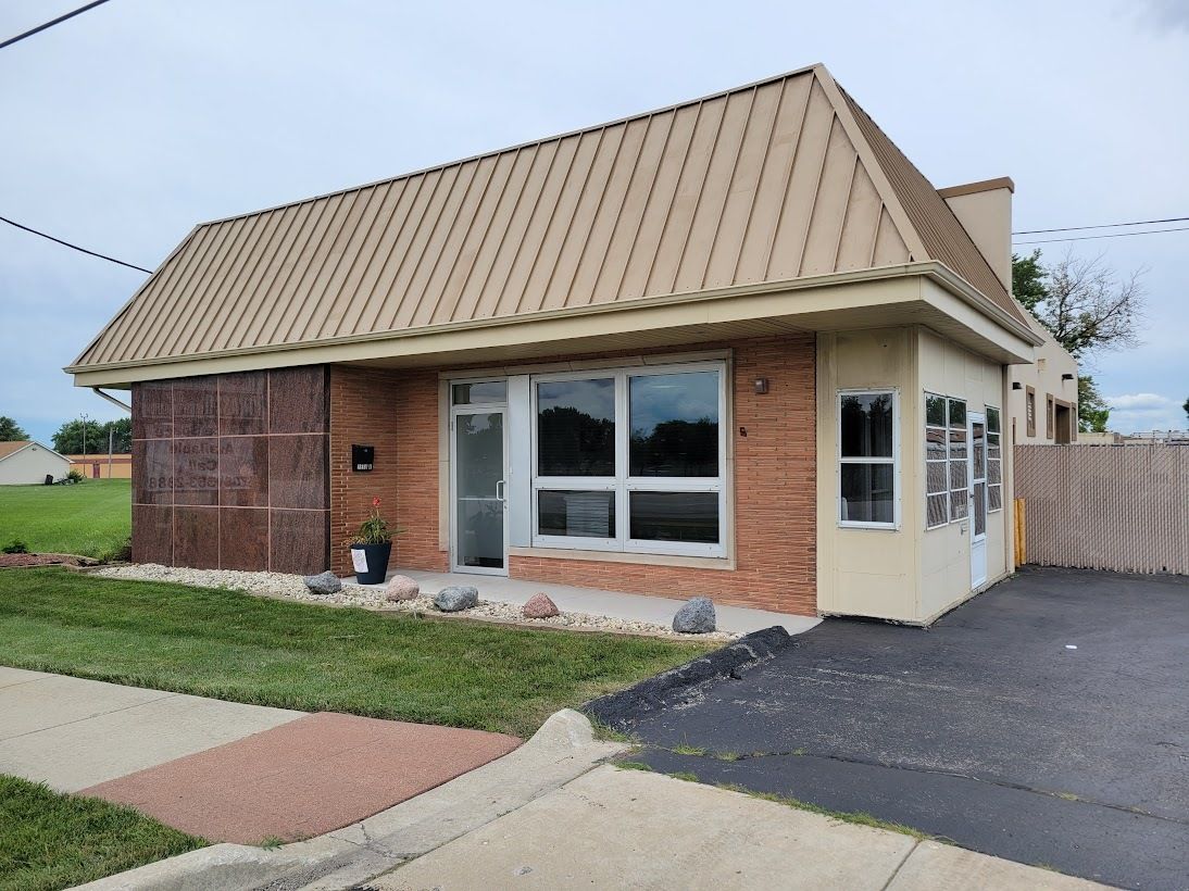 7550 Archer Road — Justice, IL 60458