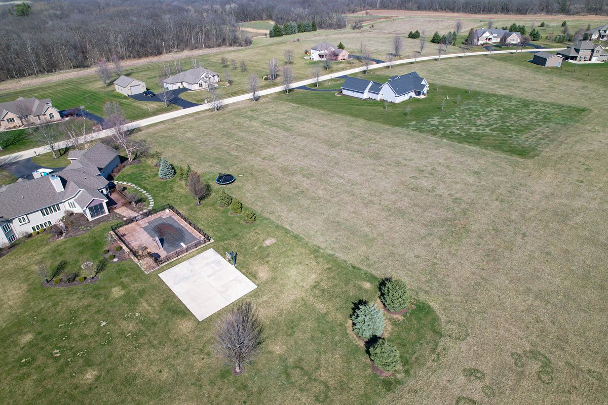 00 White Tail Trail, Stillman Valley, IL 61084
