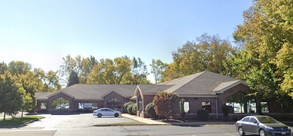 345 E Ash Avenue — Decatur, IL 62526