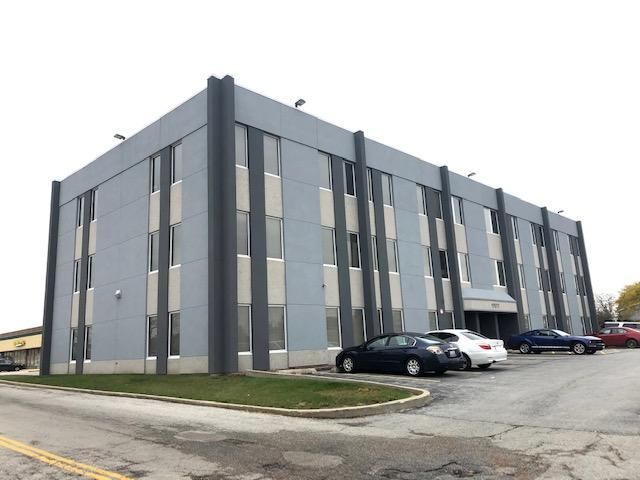 17577 Kedzie Avenue #205 — Hazel Crest, IL 60429