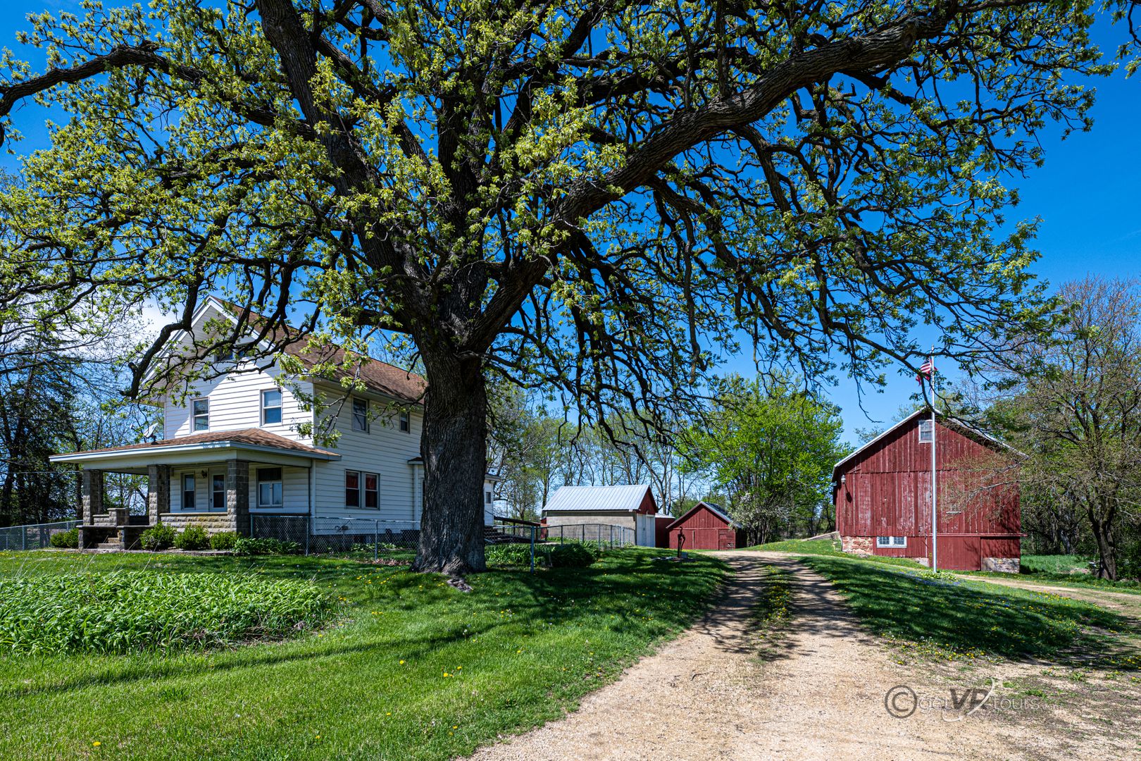 6844 US Highway 20 Road — Freeport, IL 61032