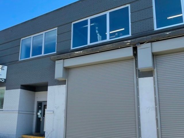 4711 Lamon Avenue, Chicago, IL 60630