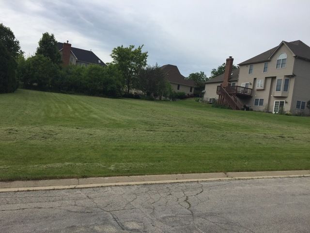947 Lakeridge Court — Sugar Grove, IL 60554