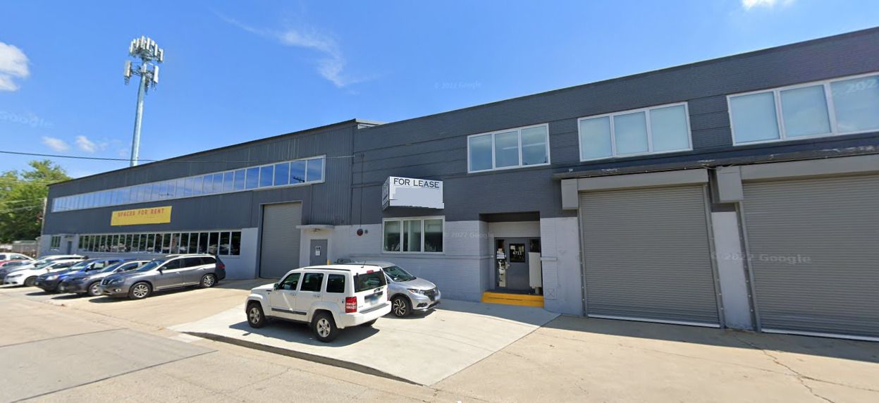 4713 N Lamon Avenue — Chicago, IL 60630