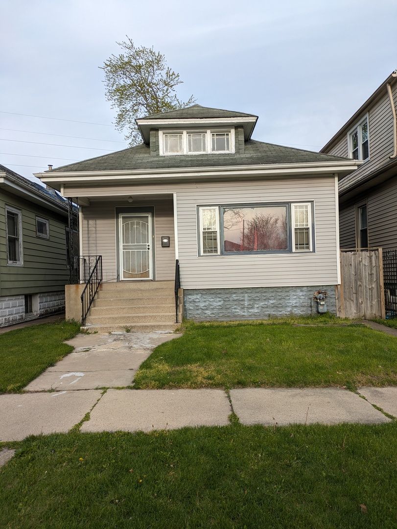 12115 S Emerald Avenue — Chicago, IL 60628