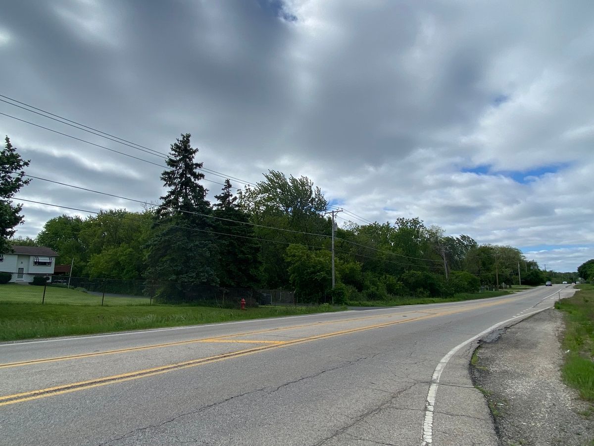 39401 N Green Bay Road, Beach Park, IL 60087