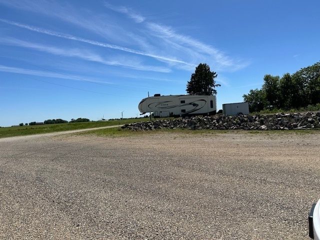 30 Us-30 Highway, Shabbona, IL 60550