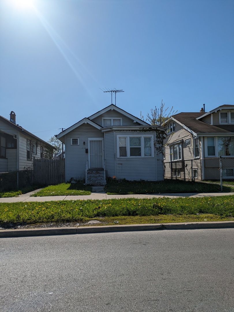 10238 S Wentworth Avenue — Chicago, IL 60628