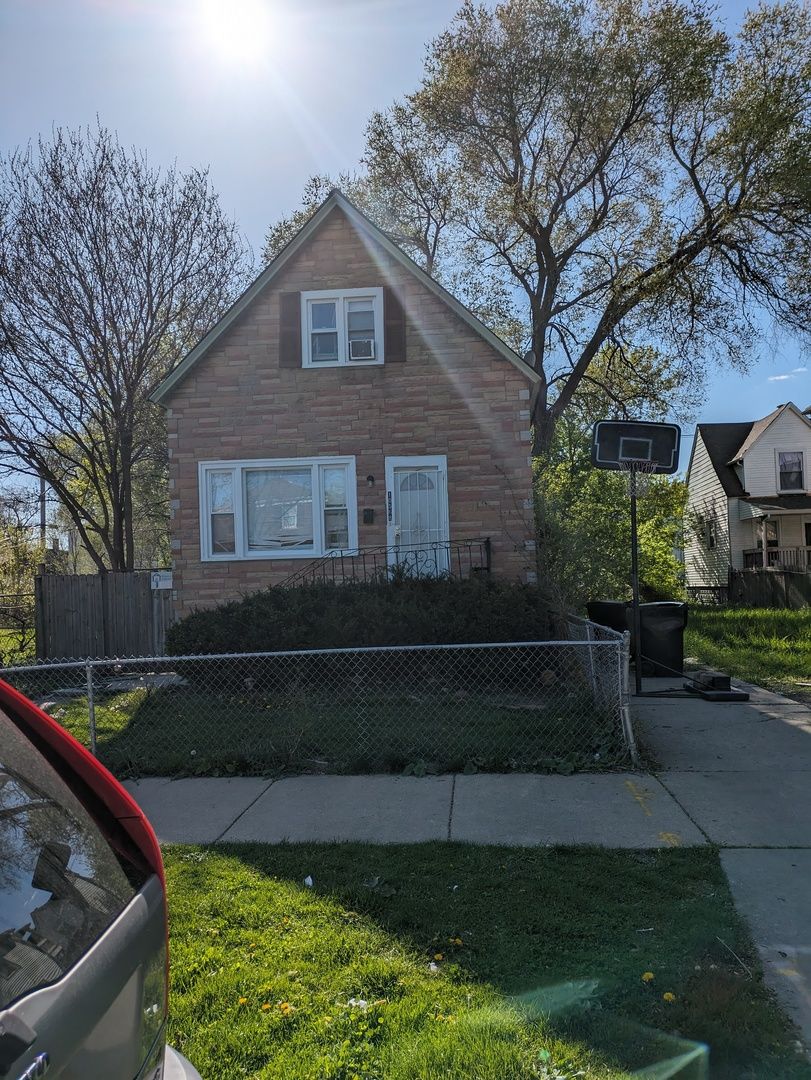 10568 S Indiana Avenue — Chicago, IL 60628