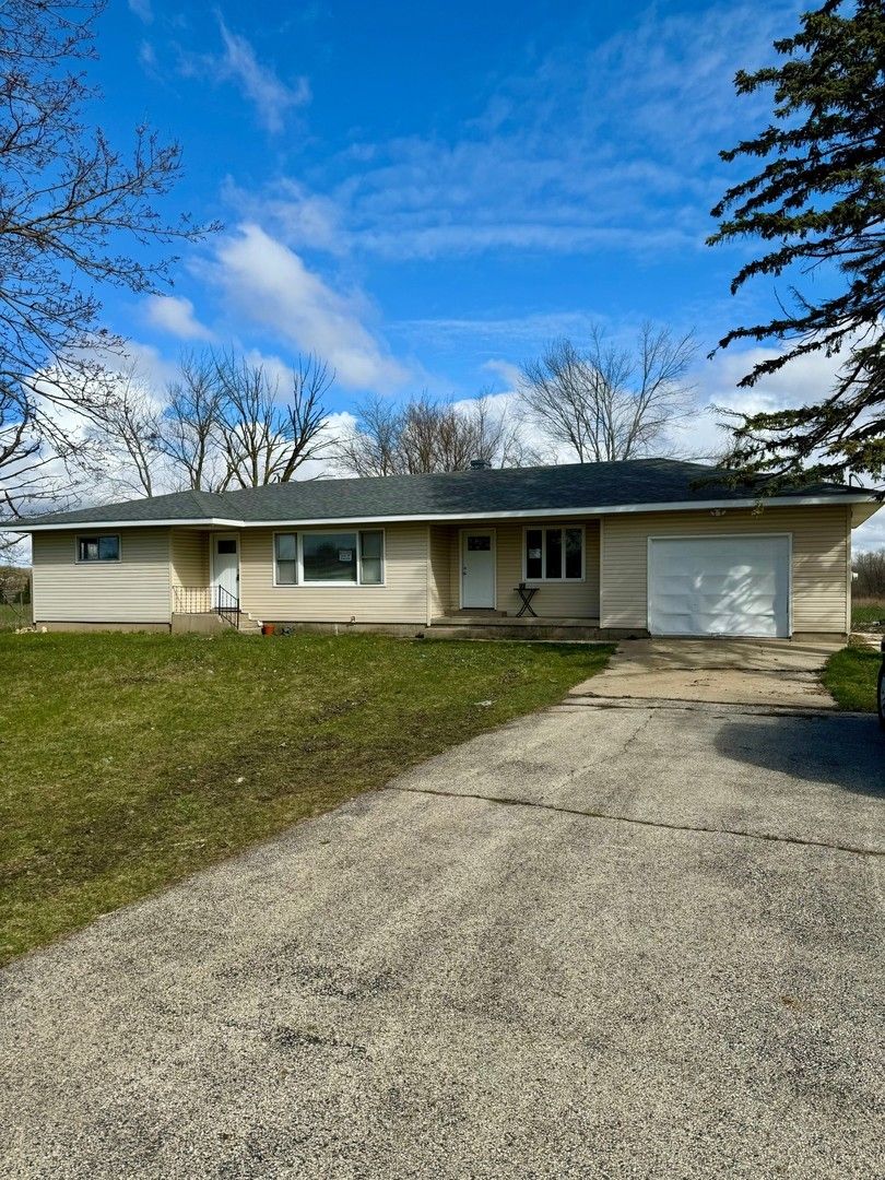 18708 BECK Road — Marengo, IL 60152
