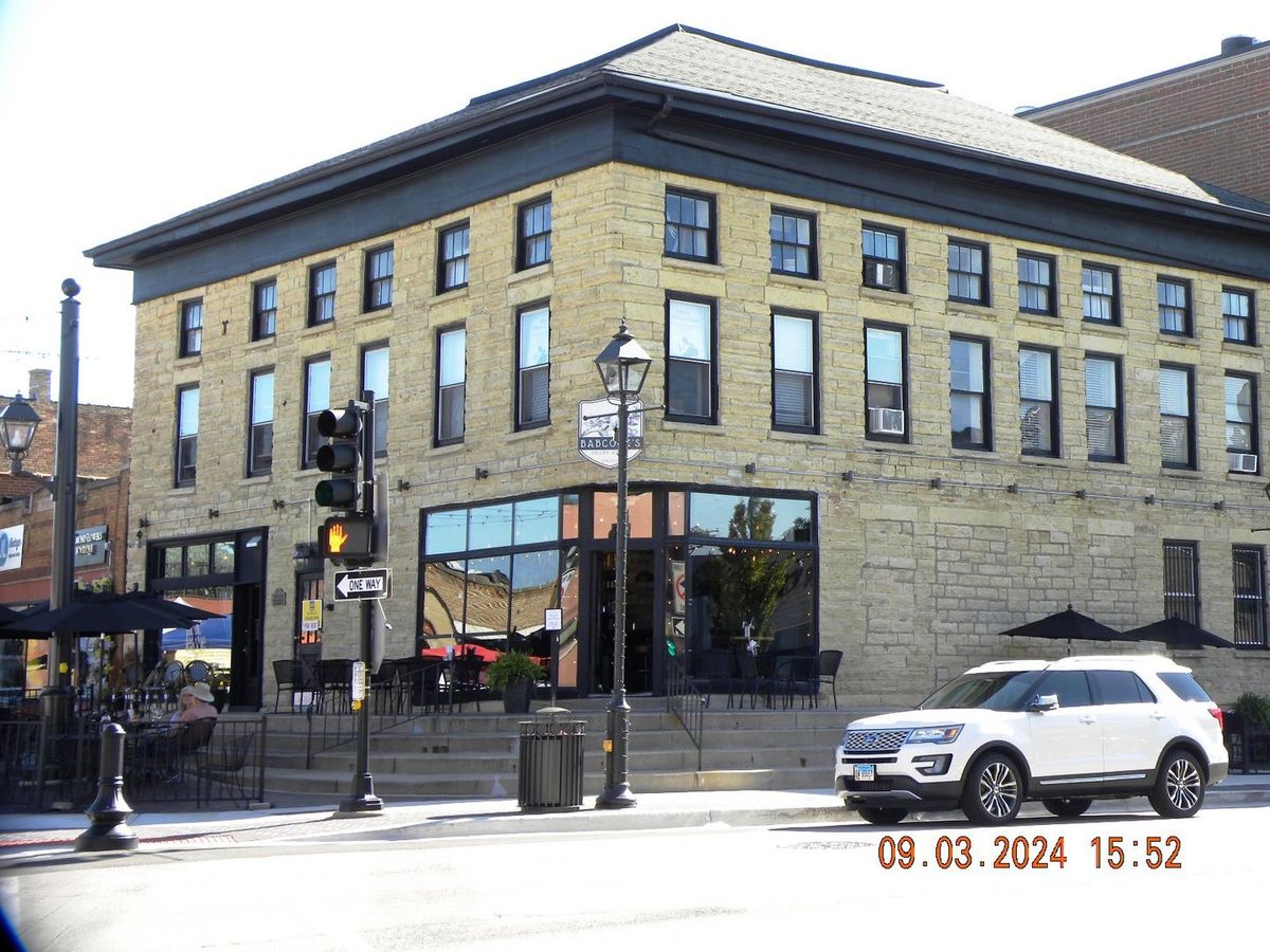 2 Park Avenue, Lombard, IL 60148