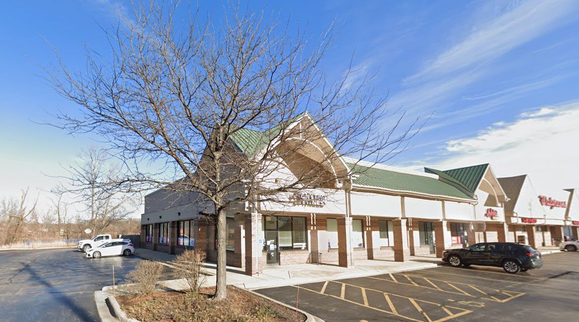 504 Northwest Highway — Cary, IL 60013