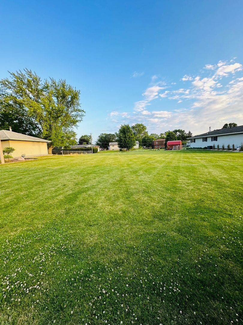 Lot 1 E 1st Street — Streator, IL 61364