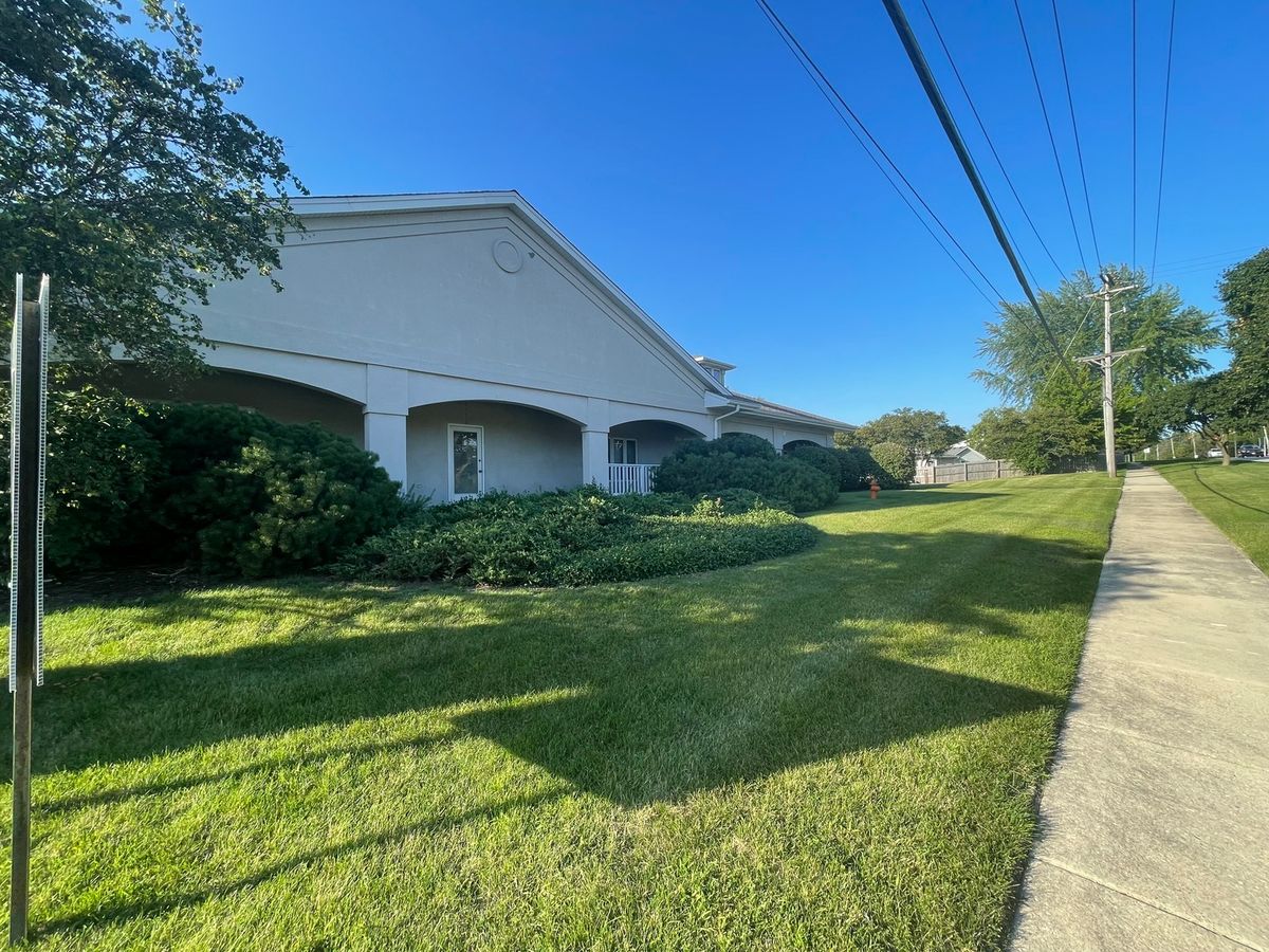 1001 Chicago Avenue, Naperville, IL 60540