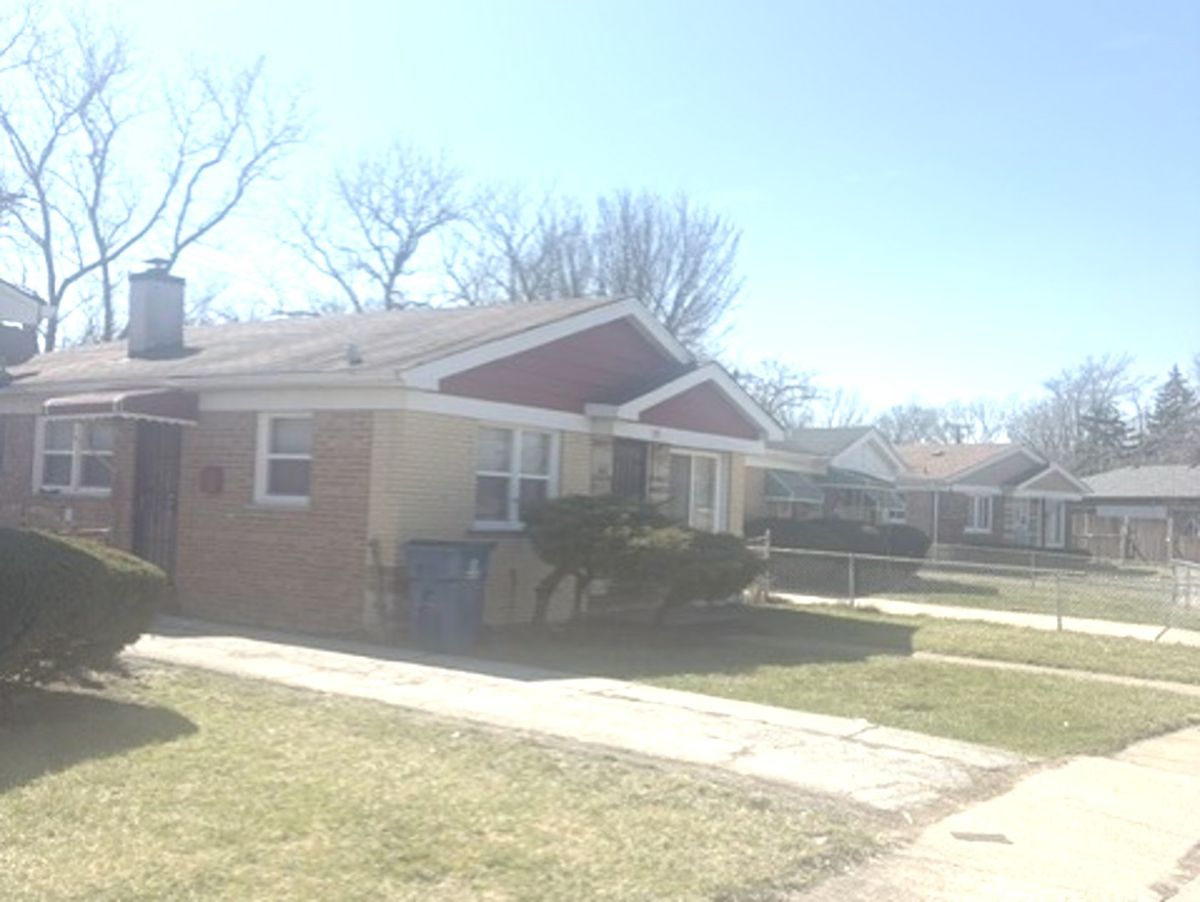 715 E 155th Court, Phoenix, IL 60426